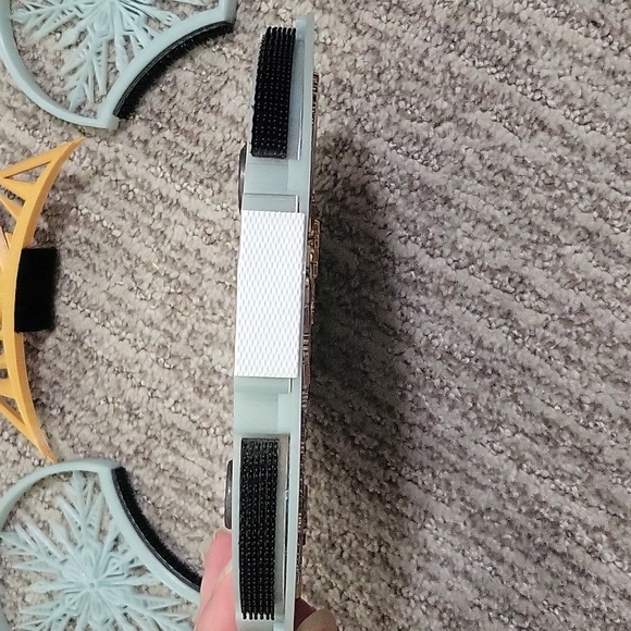 Frozen Elsa and Anna Themed 3D Printed Disney Pin Board, Minnie Ears, and Crown - Picture 14 of 15